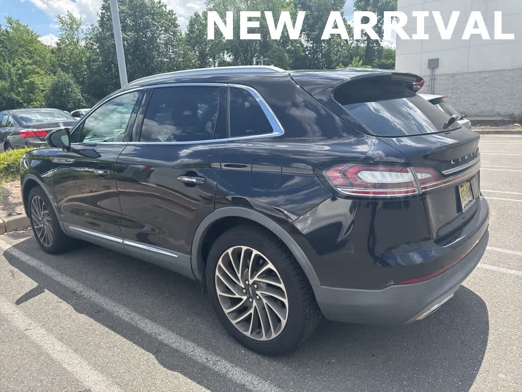 Thumbnail: 2019 Lincoln Nautilus - 9