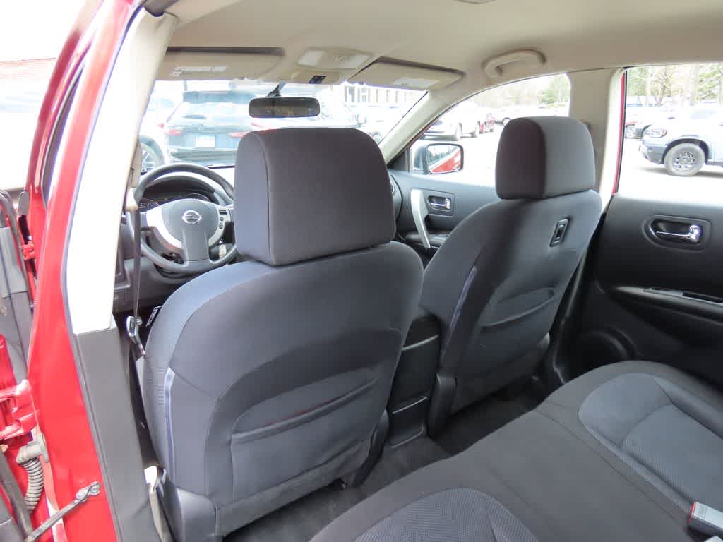 Thumbnail: 2013 Nissan Rogue - 14