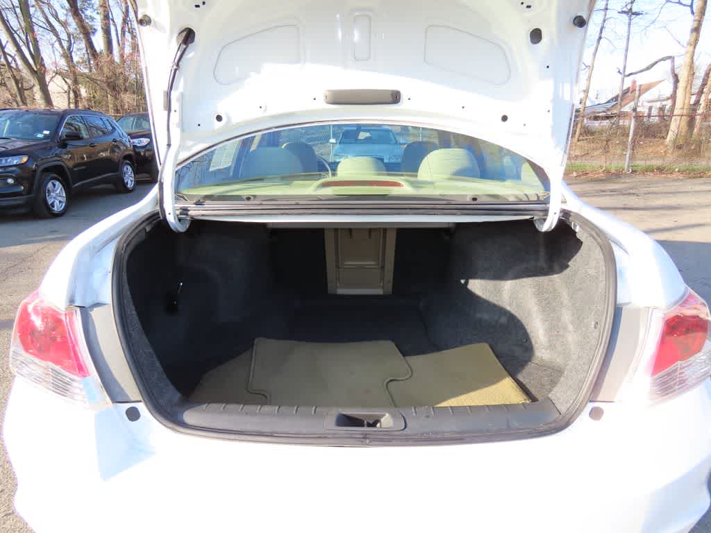 Thumbnail: 2011 Honda Accord - 10