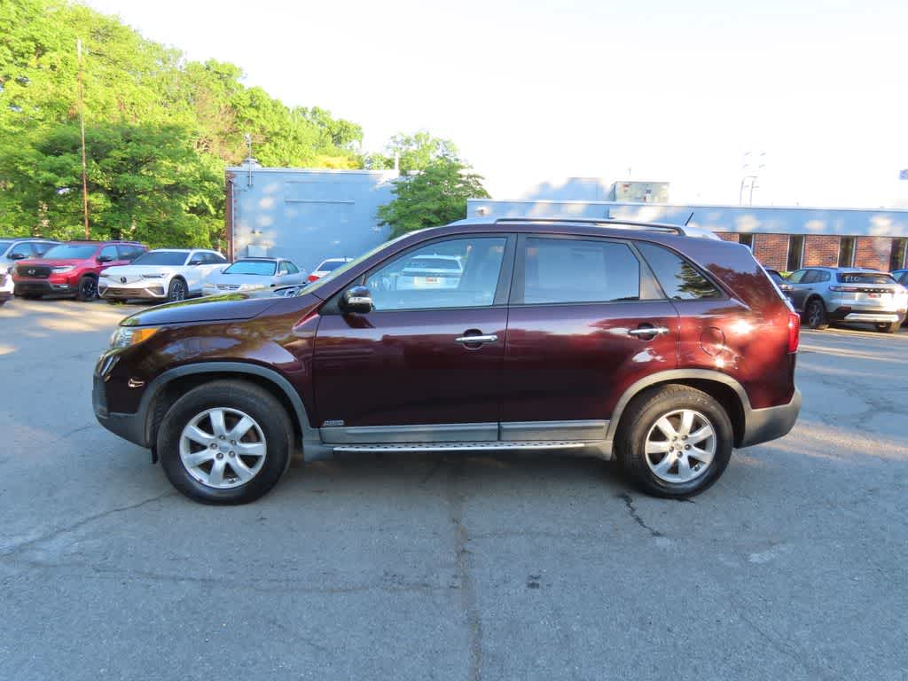 Thumbnail: 2013 Kia Sorento - 3