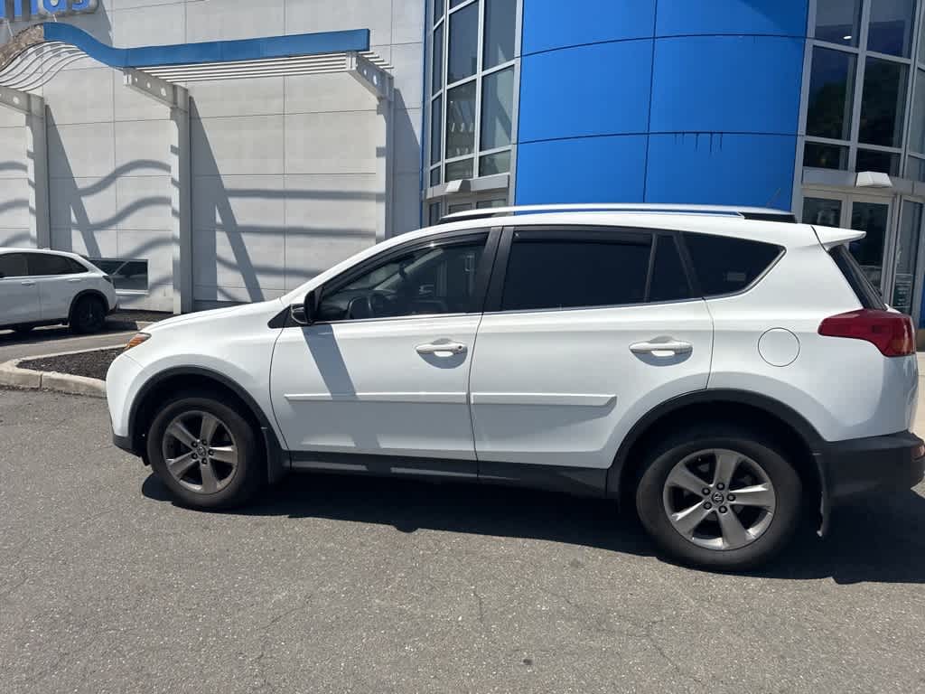 Thumbnail: 2015 Toyota RAV4 - 7