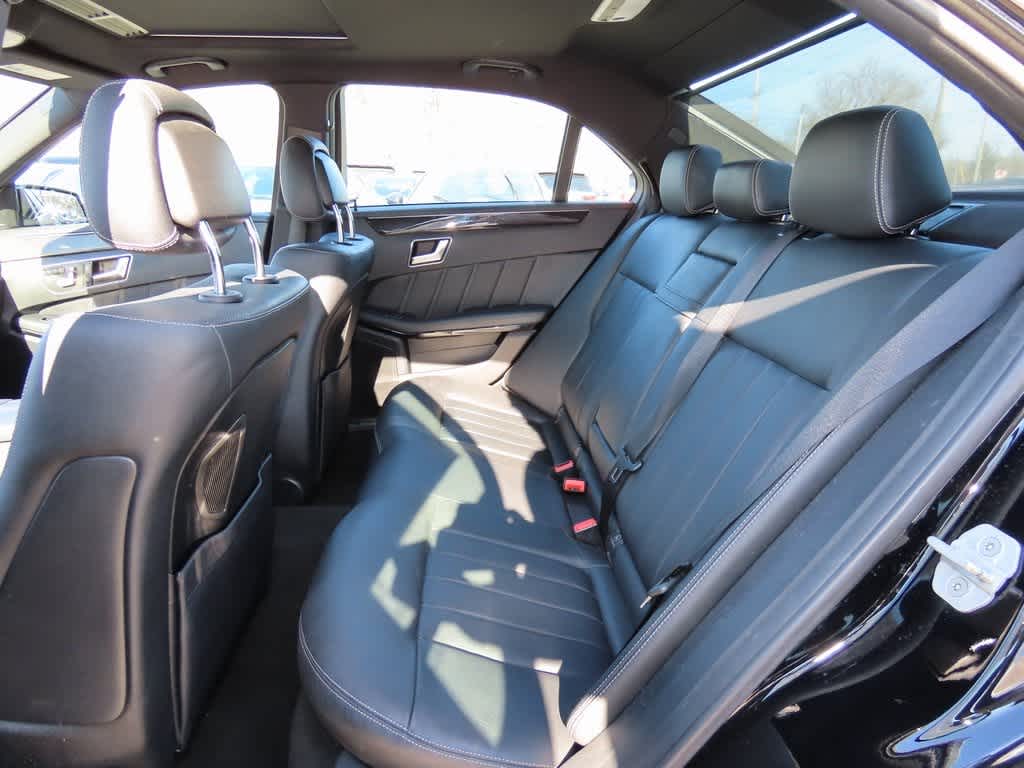 Thumbnail: 2016 Mercedes-Benz E-Class - 13