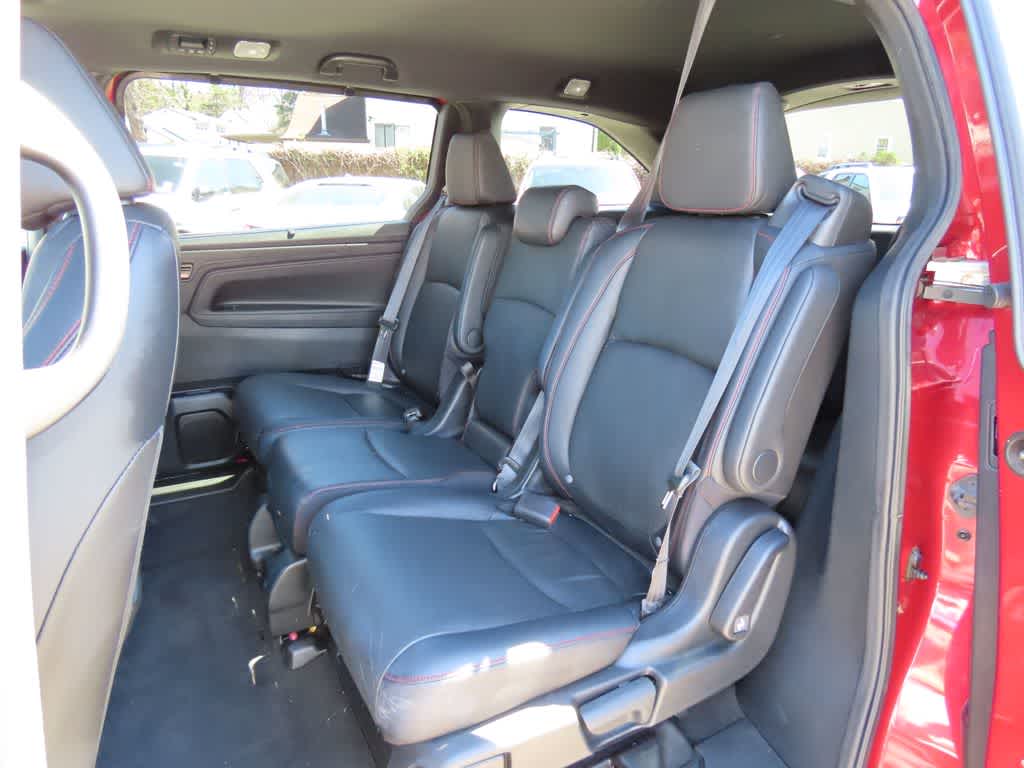 Thumbnail: 2023 Honda Odyssey - 14