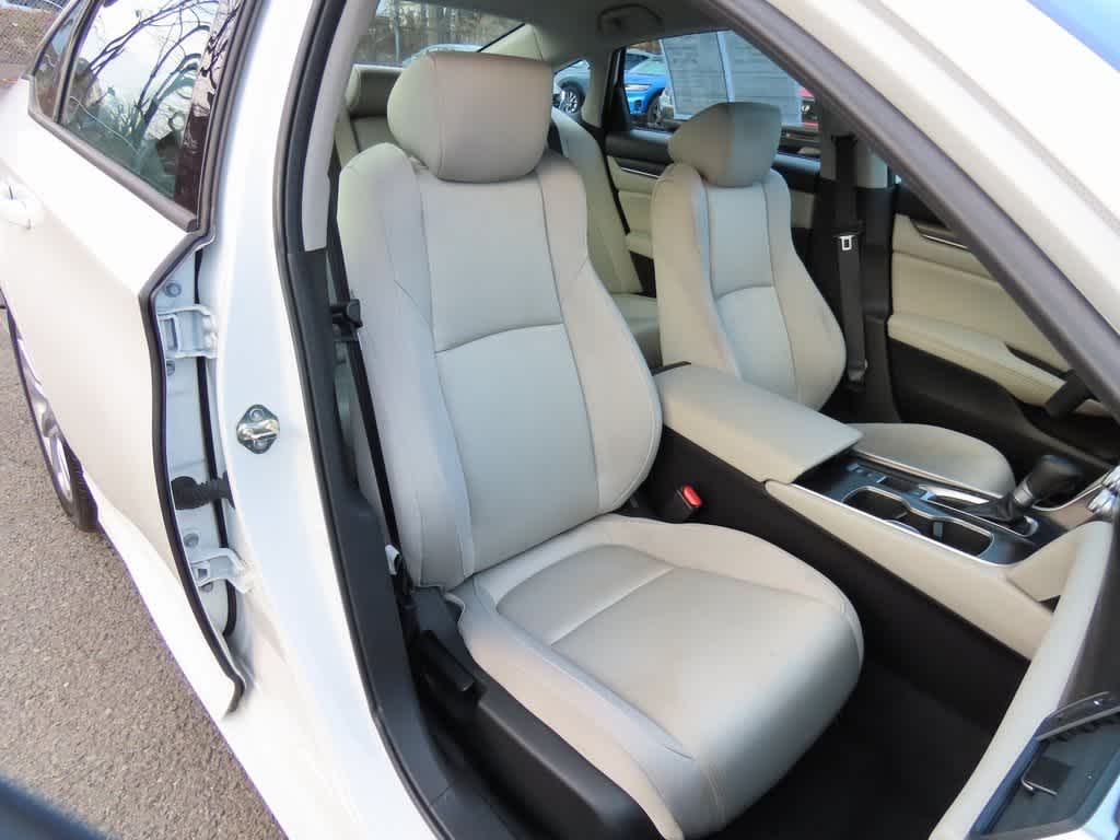 Thumbnail: 2020 Honda Accord - 16