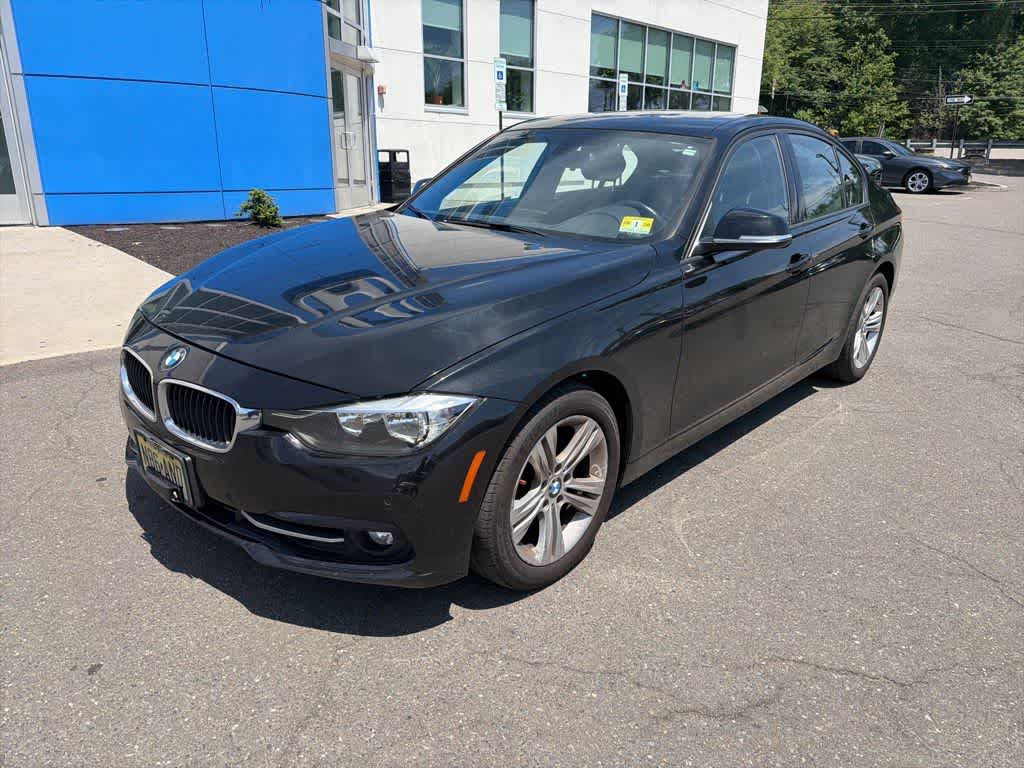 Thumbnail: 2016 BMW 3 Series - 2