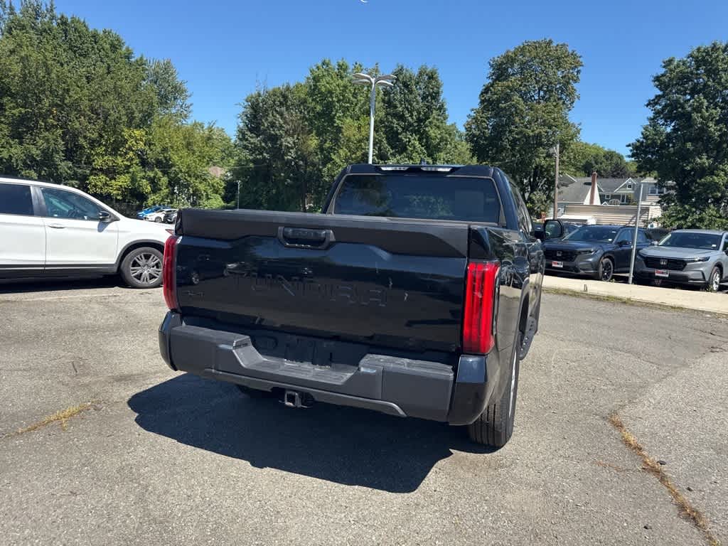 Thumbnail: 2023 Toyota Tundra - 23