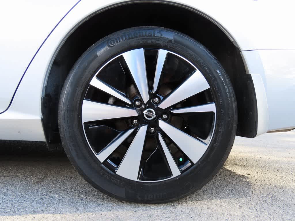 Thumbnail: 2020 Nissan Altima - 10