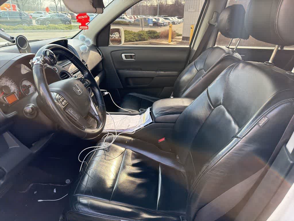 Thumbnail: 2015 Honda Pilot - 30