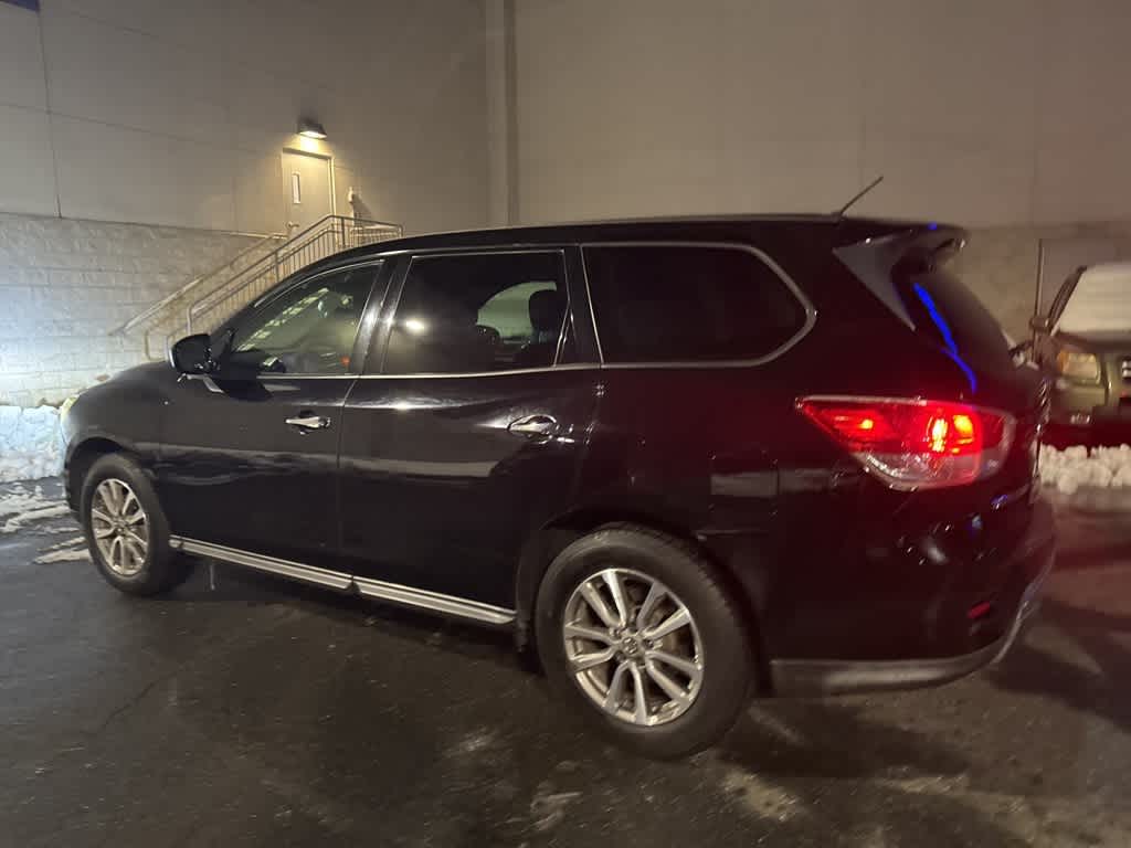 Thumbnail: 2014 Nissan Pathfinder - 8