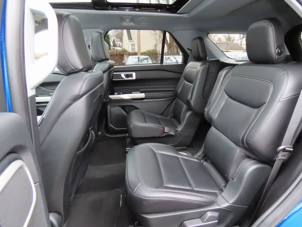 Thumbnail: 2020 Ford Explorer - 15