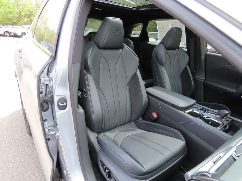 Thumbnail: 2025 Lexus RX - 21