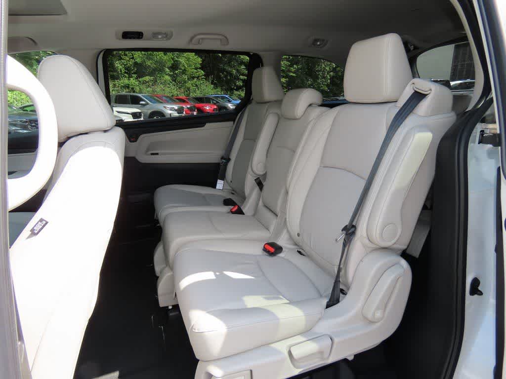 Thumbnail: 2026 Honda Odyssey - 13