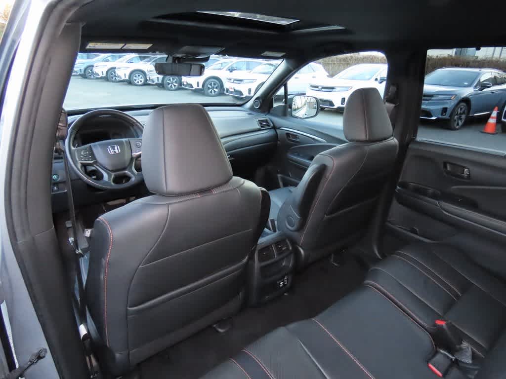 Thumbnail: 2023 Honda Passport - 14