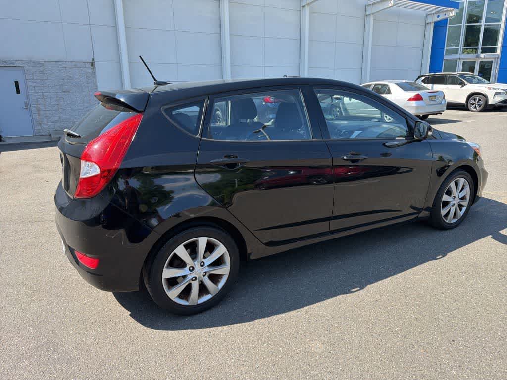 Thumbnail: 2014 Hyundai Accent - 13