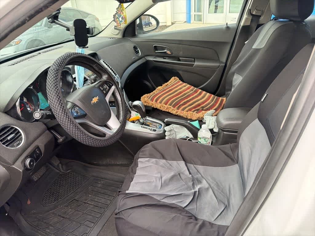 Thumbnail: 2013 Chevrolet Cruze - 28