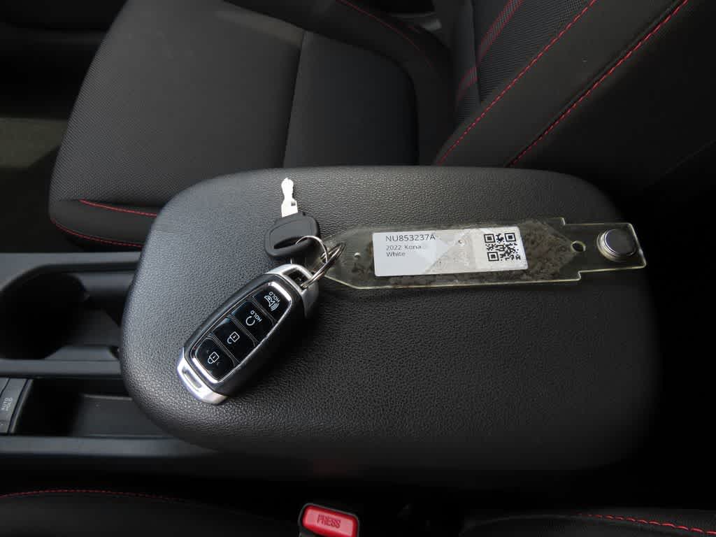 Thumbnail: 2022 Hyundai Kona - 30