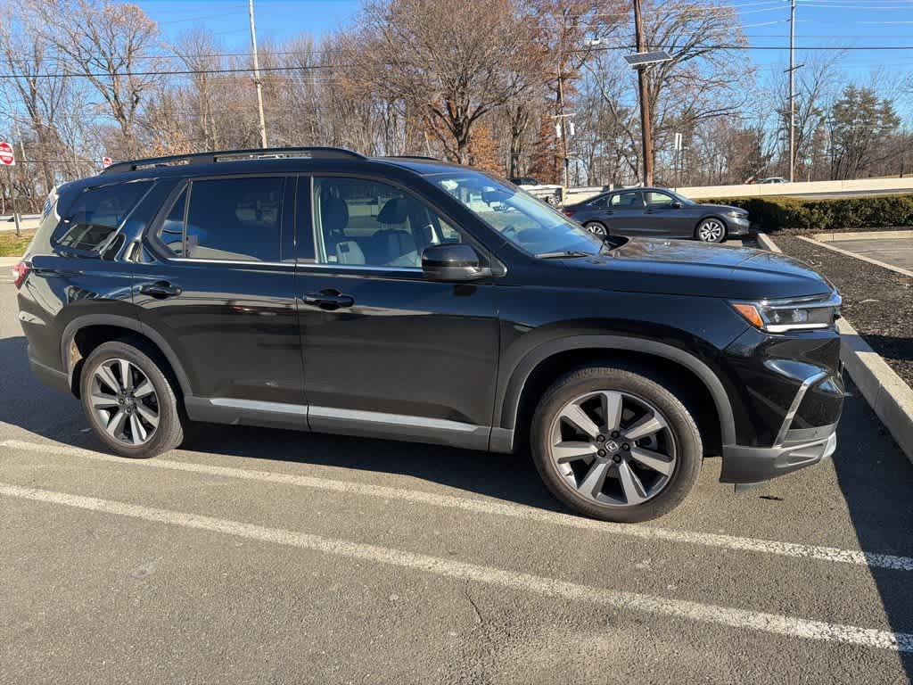 Thumbnail: 2023 Honda Pilot - 13