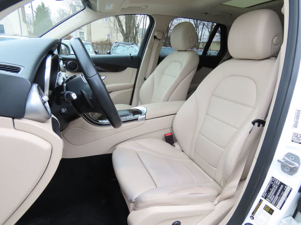 Thumbnail: 2021 Mercedes-Benz GLC - 12