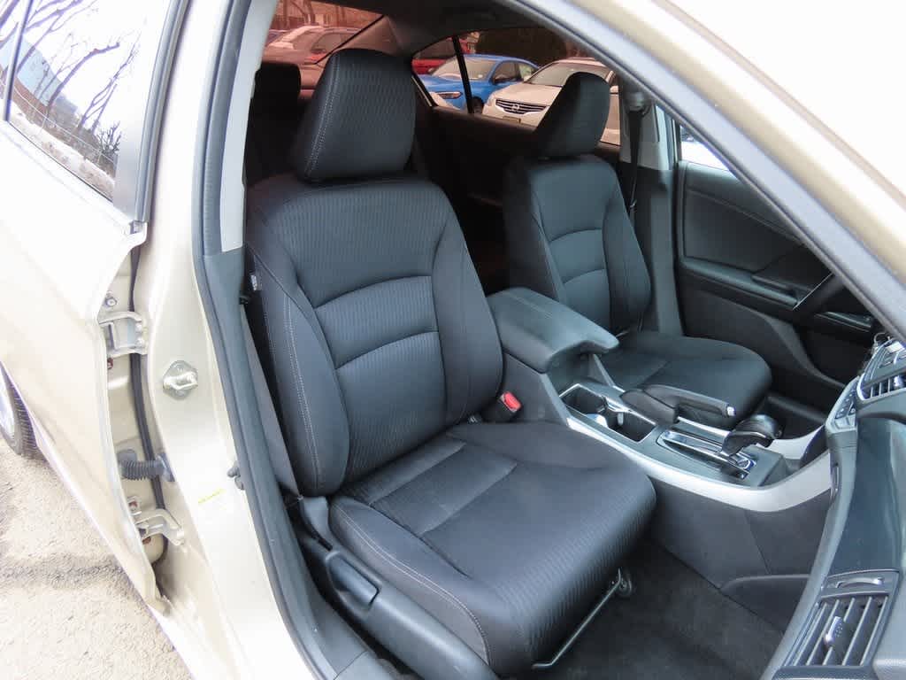 Thumbnail: 2013 Honda Accord - 15