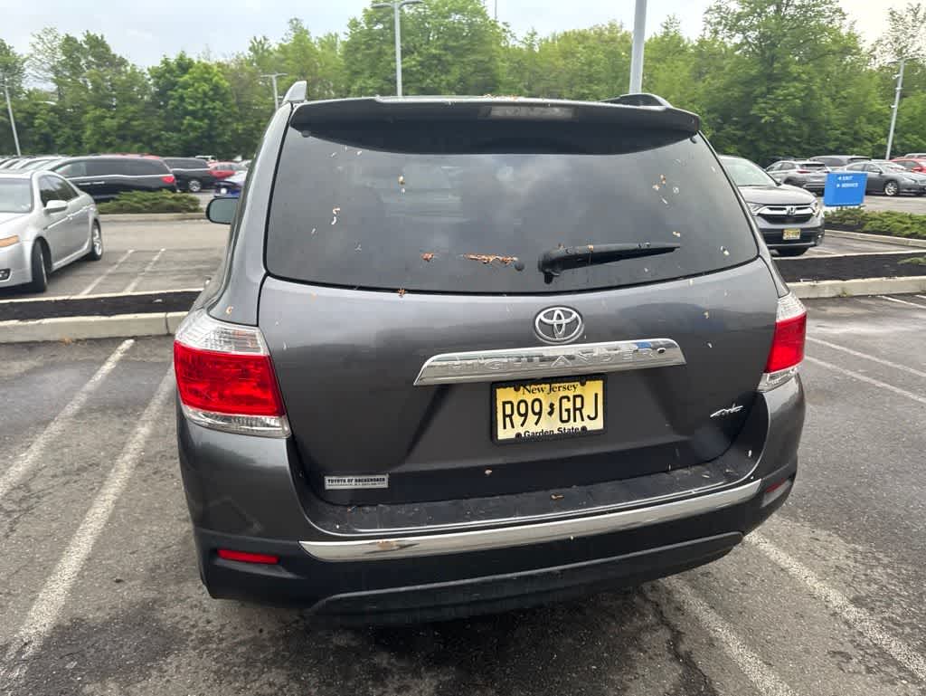 Thumbnail: 2013 Toyota Highlander - 26