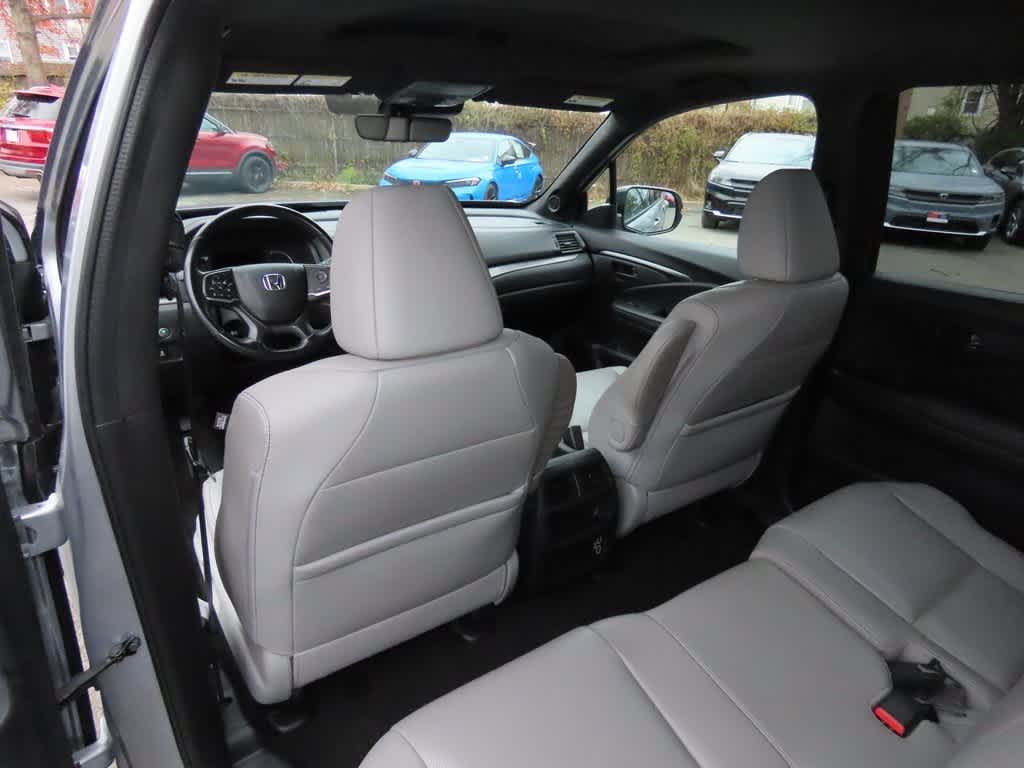 Thumbnail: 2023 Honda Passport - 13