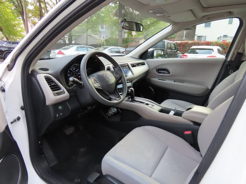Thumbnail: 2016 Honda HR-V - 2