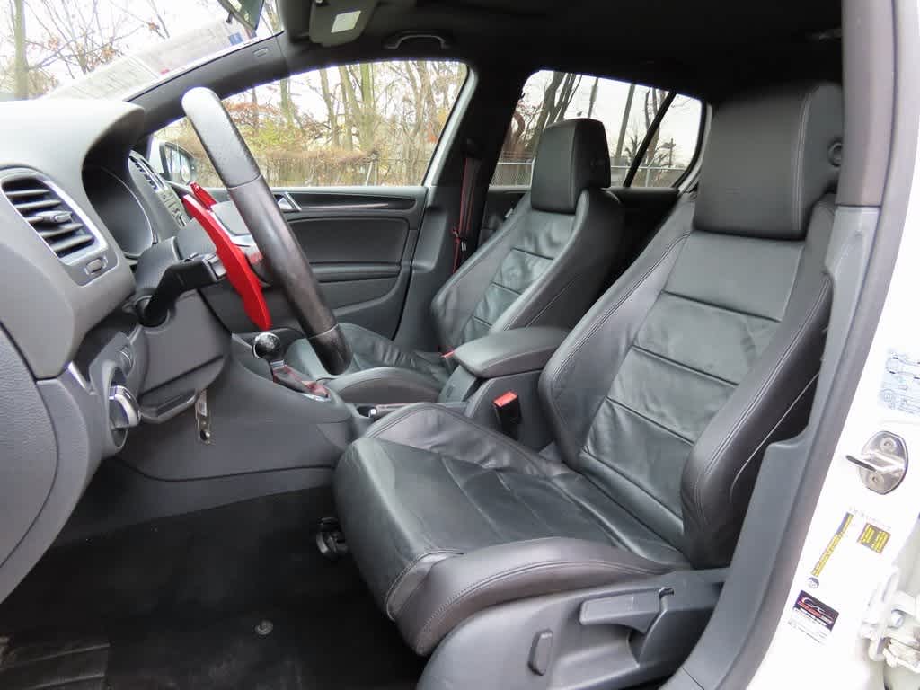 Thumbnail: 2013 Volkswagen Golf - 10