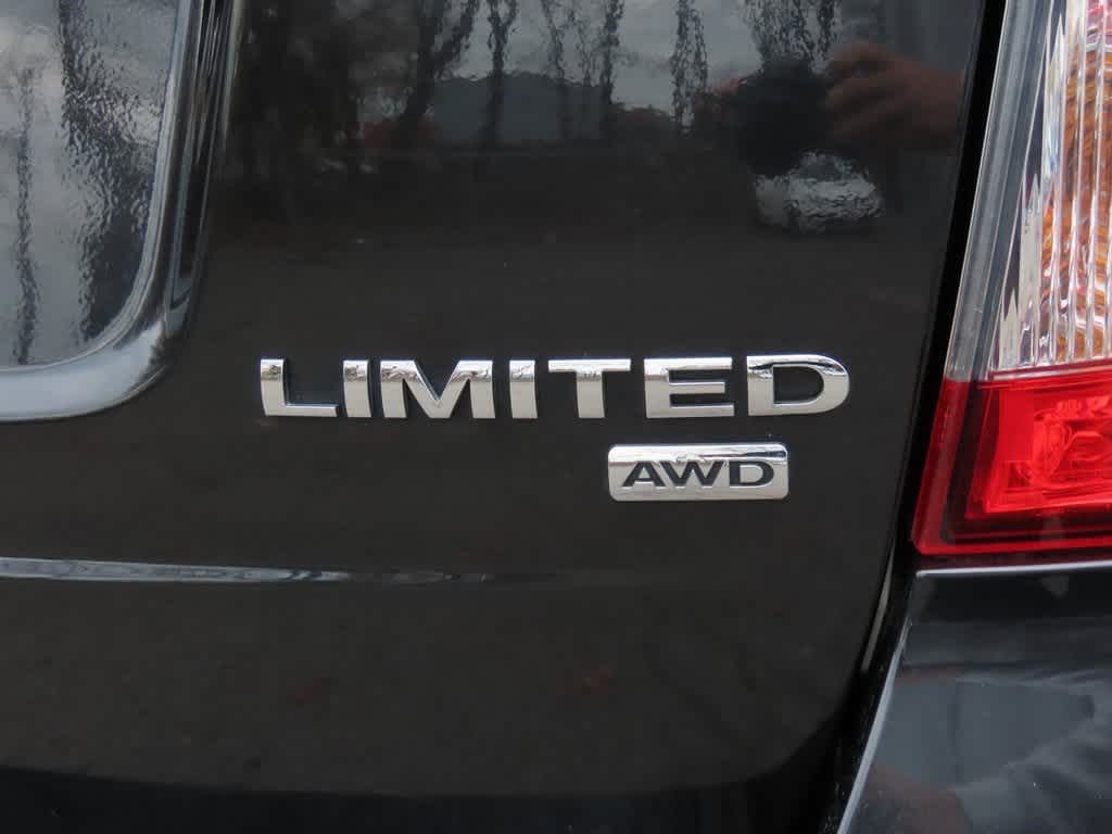 Thumbnail: 2013 Ford Edge - 8