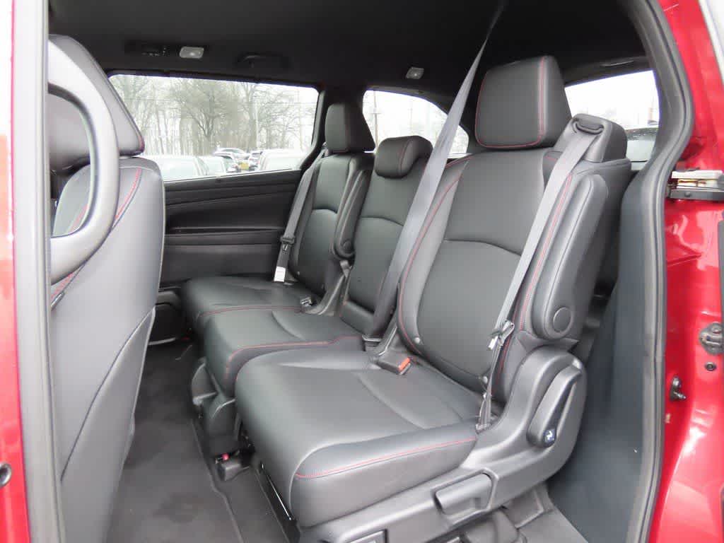 Thumbnail: 2023 Honda Odyssey - 13