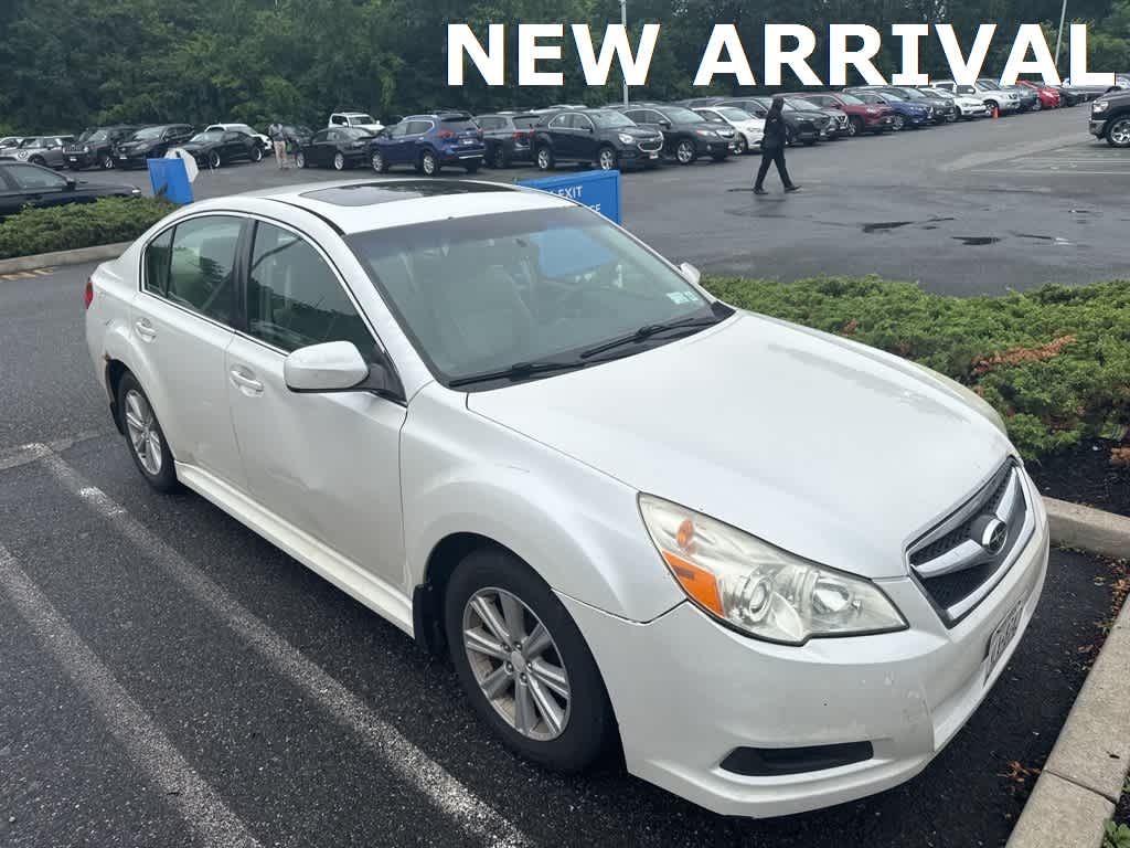 Thumbnail: 2010 Subaru Legacy - 4