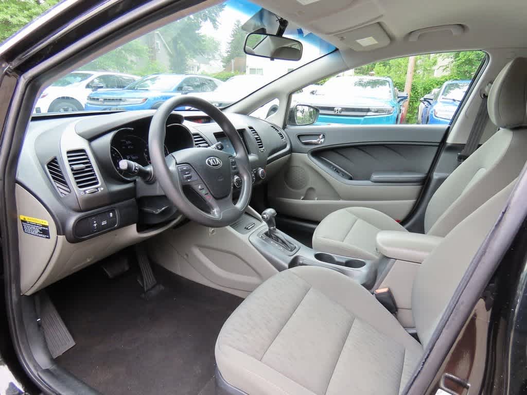 Thumbnail: 2016 Kia Forte - 2