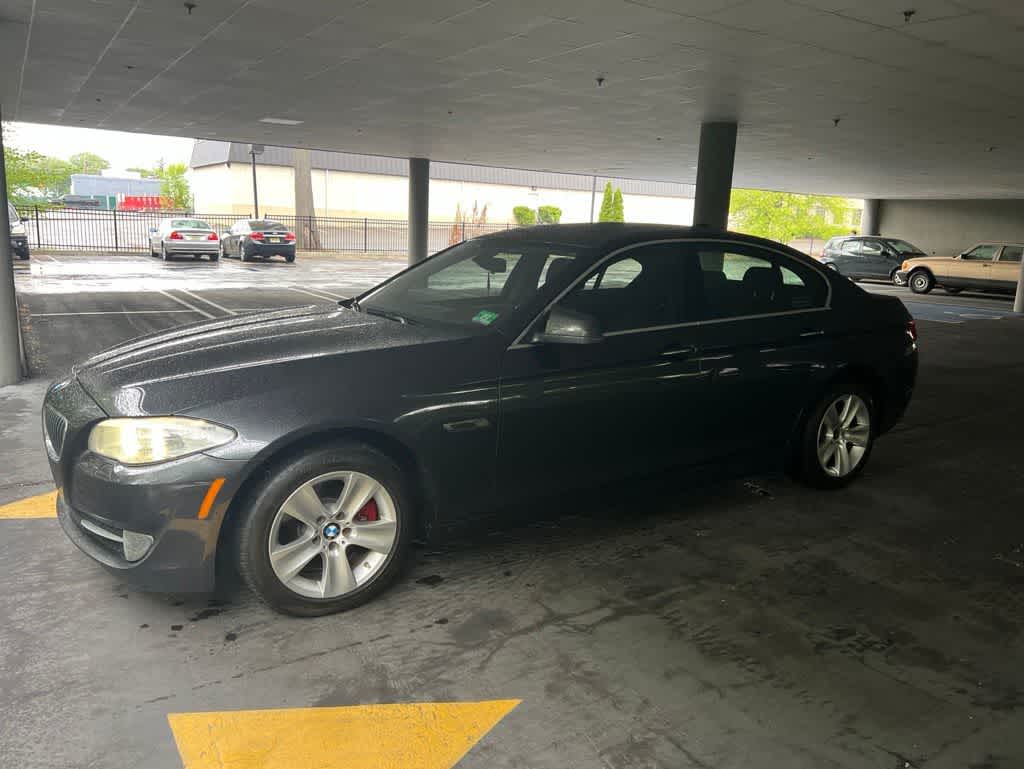 Thumbnail: 2013 BMW 5 Series - 3