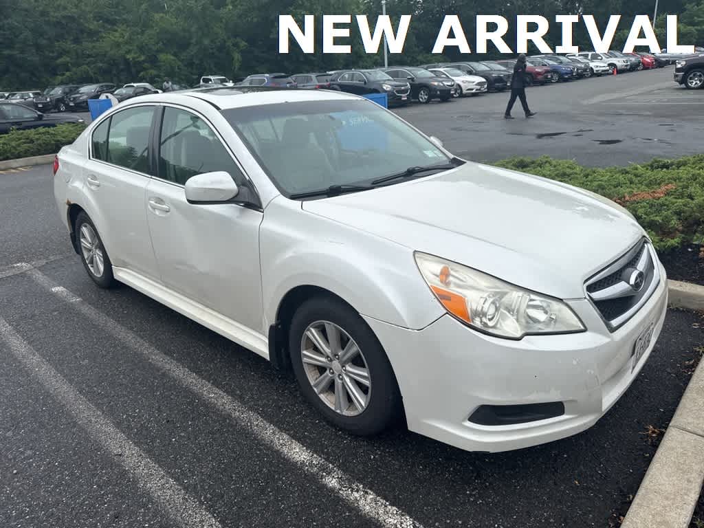 Thumbnail: 2010 Subaru Legacy - 5