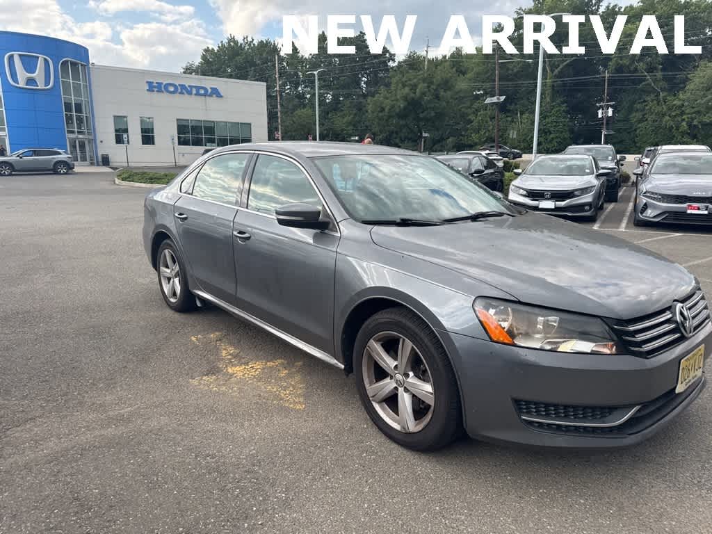 Thumbnail: 2014 Volkswagen Passat - 18