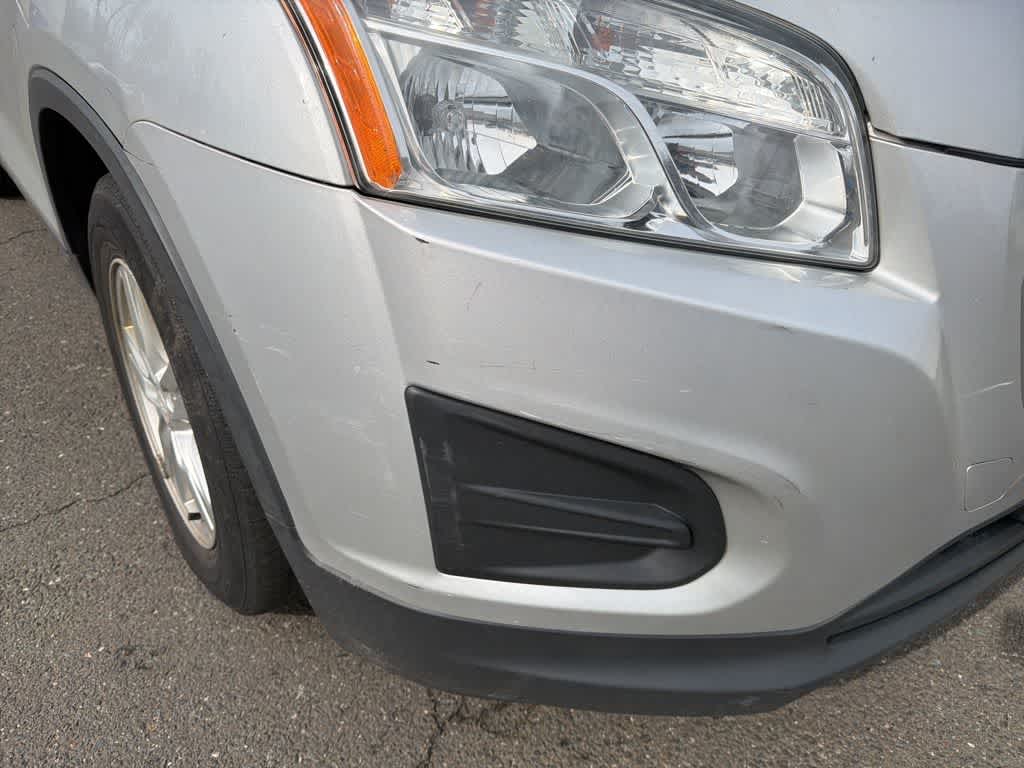 Thumbnail: 2016 Chevrolet Trax - 32