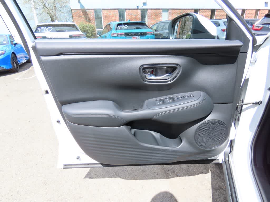 Thumbnail: 2023 Honda HR-V - 15