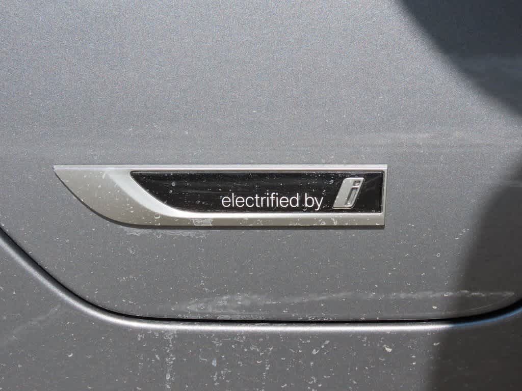 Thumbnail: 2023 BMW 3 Series - 9