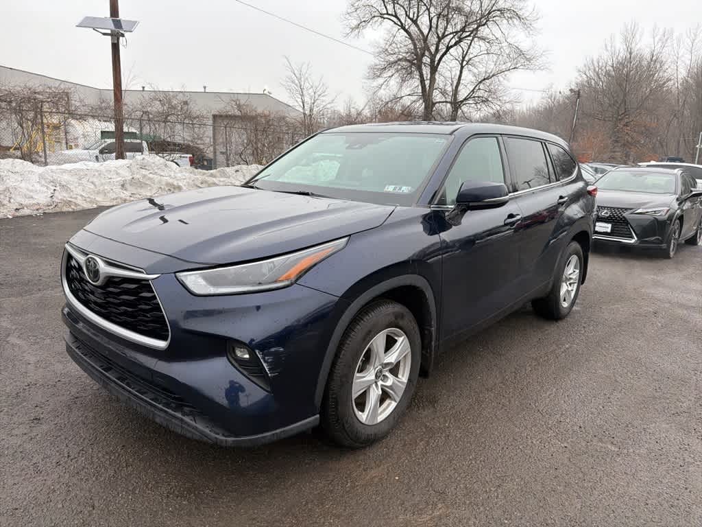 Thumbnail: 2021 Toyota Highlander - 2