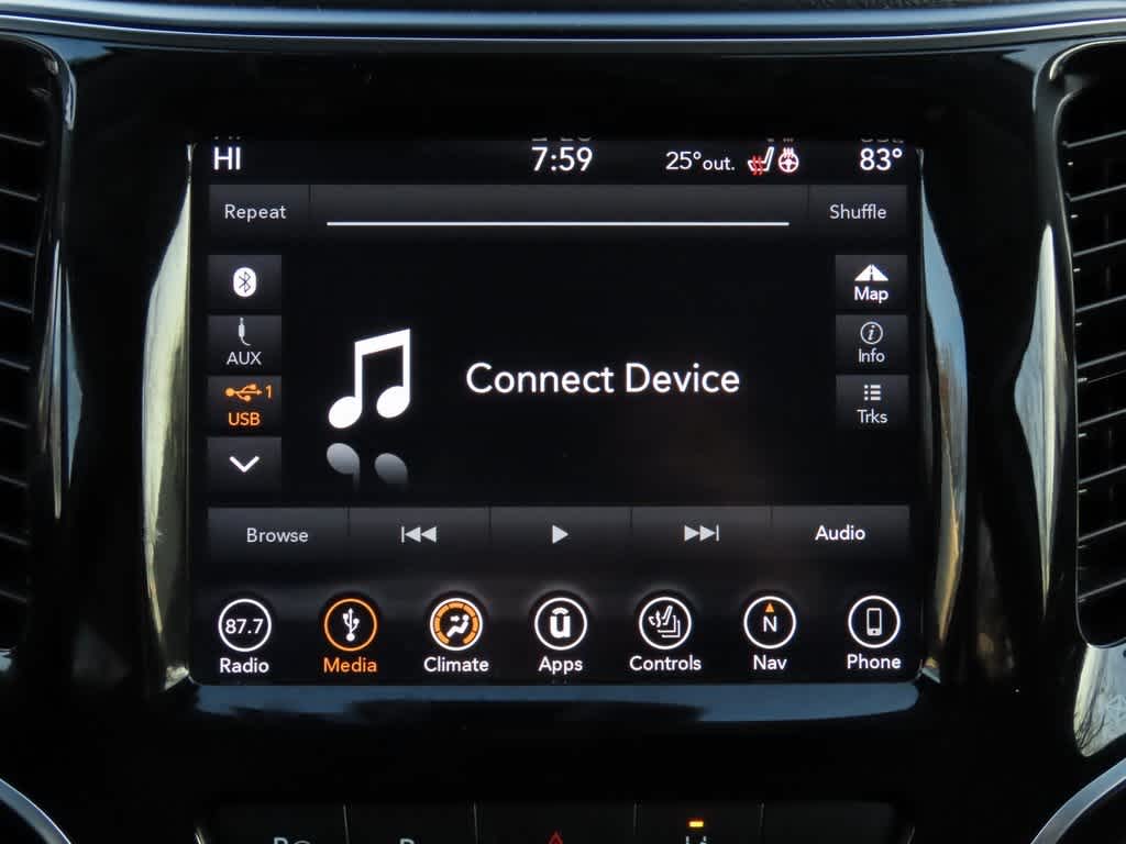 Thumbnail: 2019 Jeep Cherokee - 22