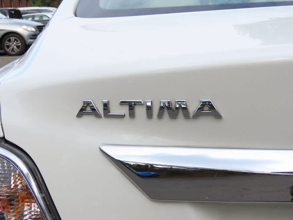 Thumbnail: 2015 Nissan Altima - 7