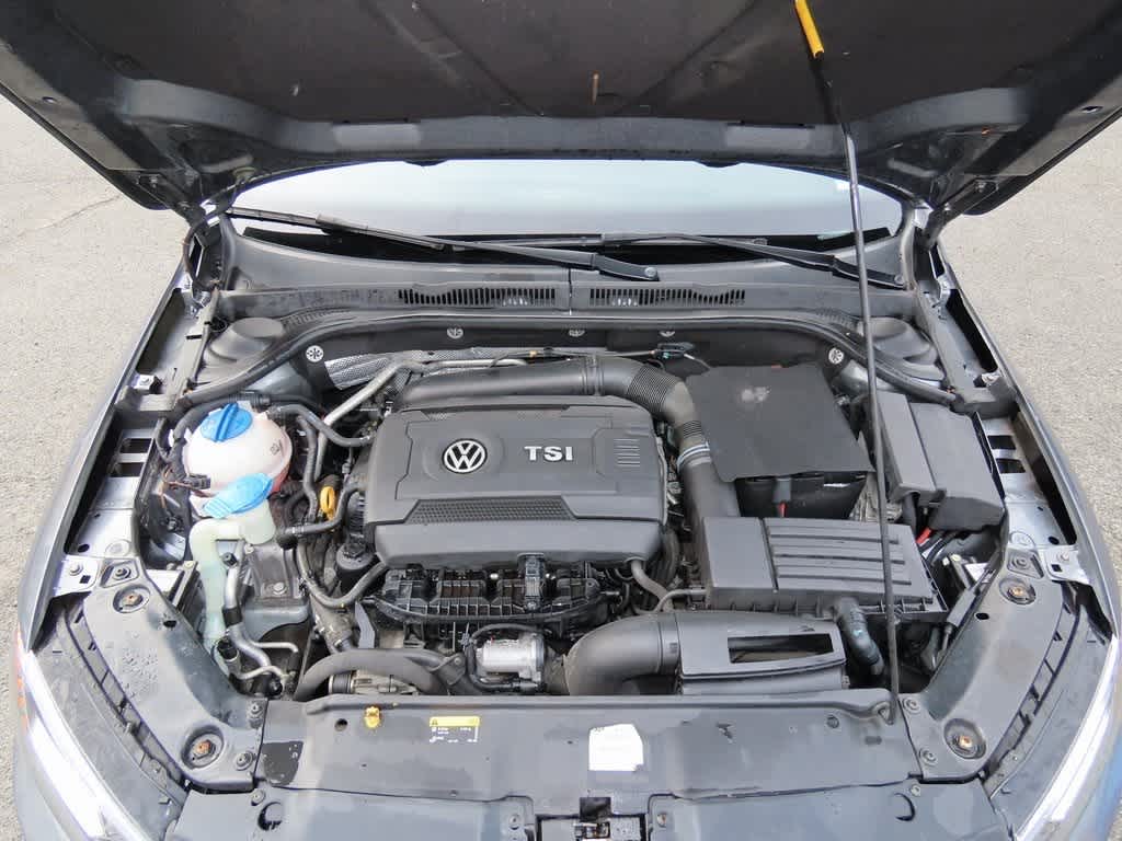 Thumbnail: 2016 Volkswagen Jetta - 10