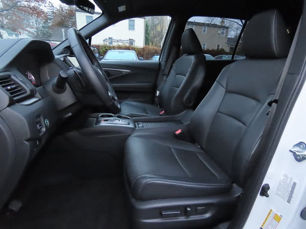 Thumbnail: 2022 Honda Passport - 12