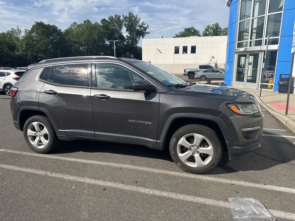 Thumbnail: 2021 Jeep Compass - 16