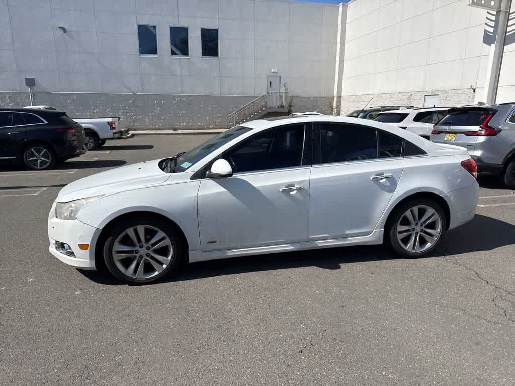 Thumbnail: 2014 Chevrolet Cruze - 3