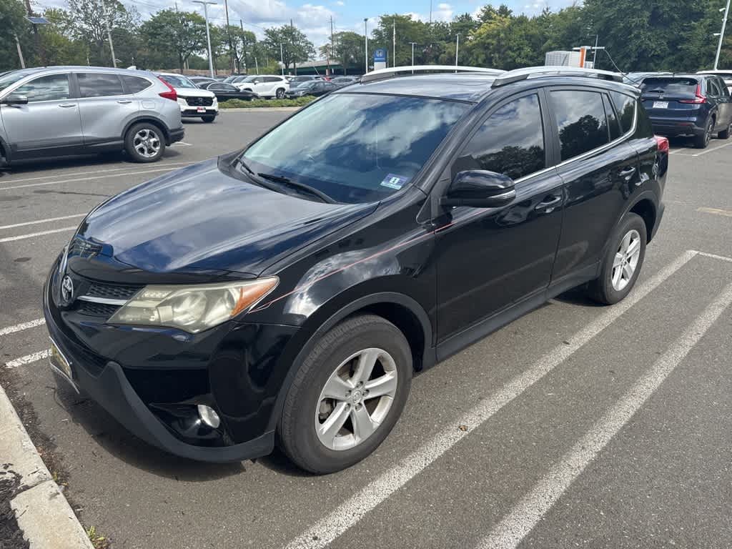 Thumbnail: 2013 Toyota RAV4 - 3