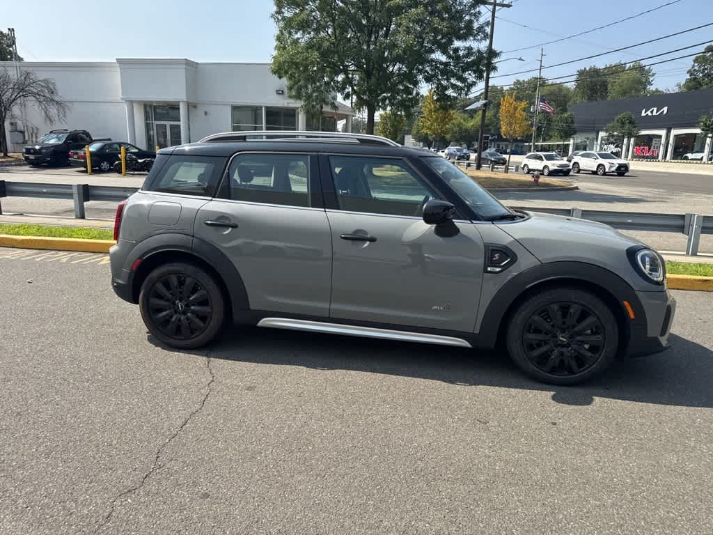 Thumbnail: 2022 MINI Cooper Countryman - 13