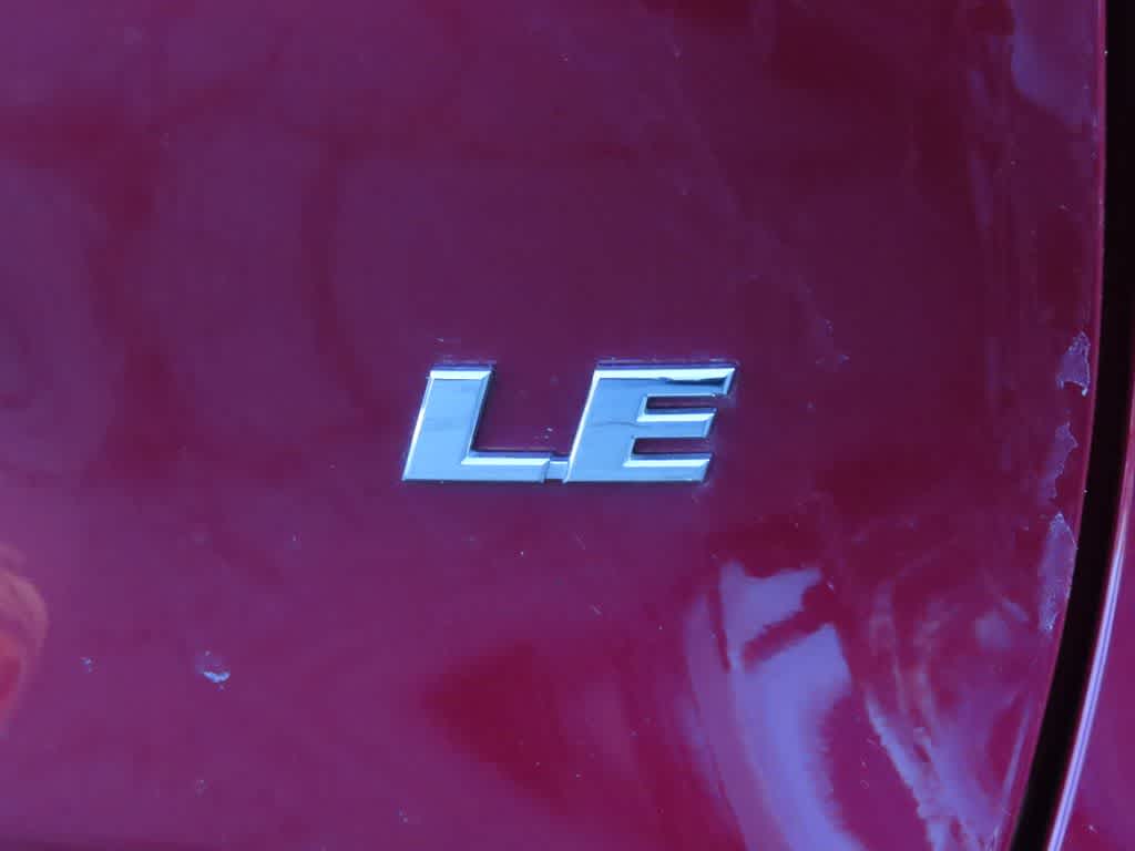 Thumbnail: 2023 Toyota RAV4 - 8