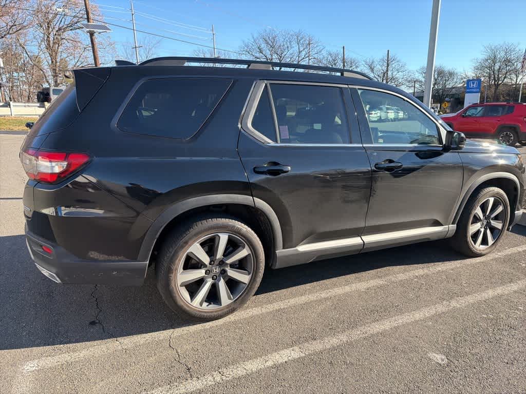 Thumbnail: 2023 Honda Pilot - 10