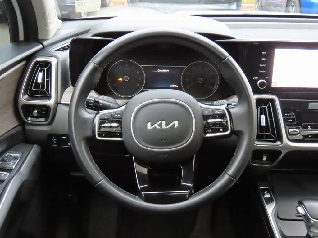 Thumbnail: 2022 Kia Sorento - 21