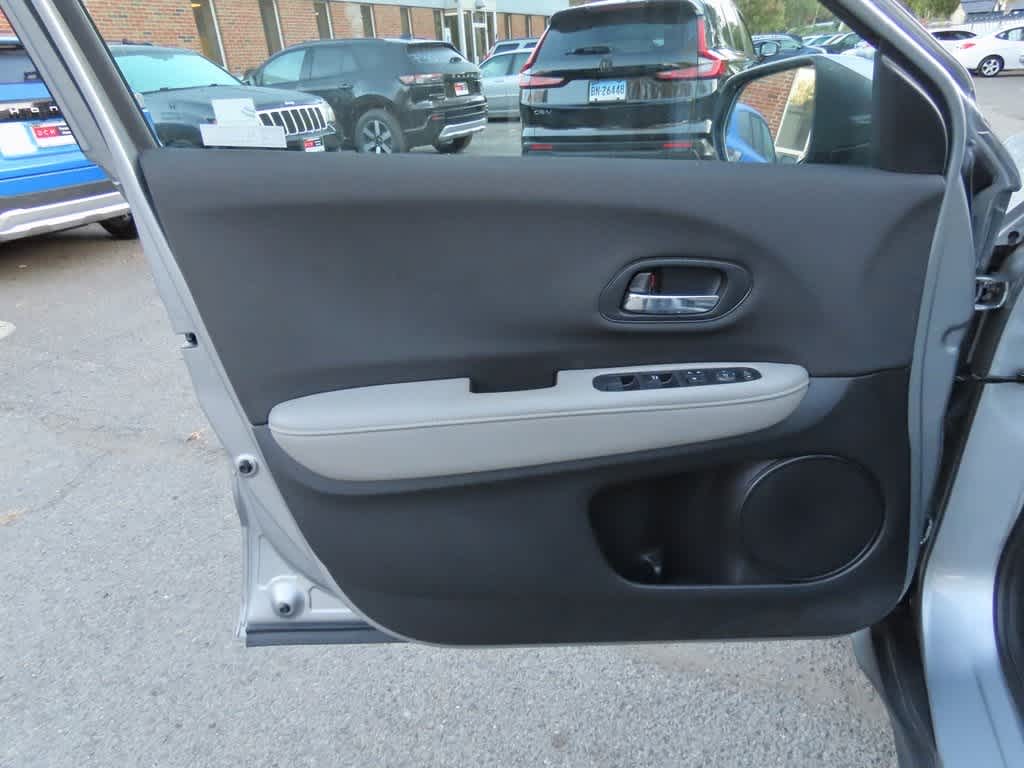 Thumbnail: 2021 Honda HR-V - 15